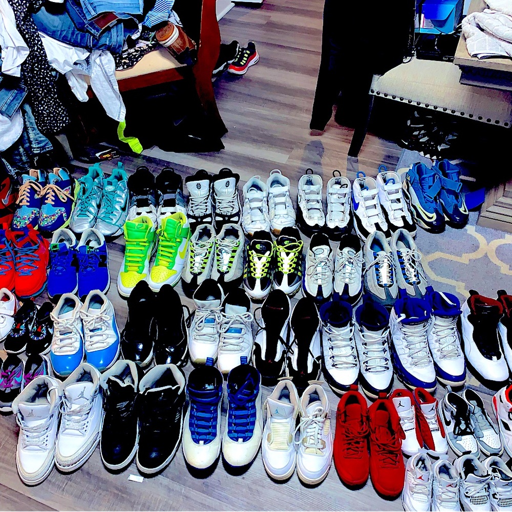 BUNDLES!! BUNDLES!! JORDANS!! AIRMAX95, 97, 90.. Air Force - Picture 2 of 4